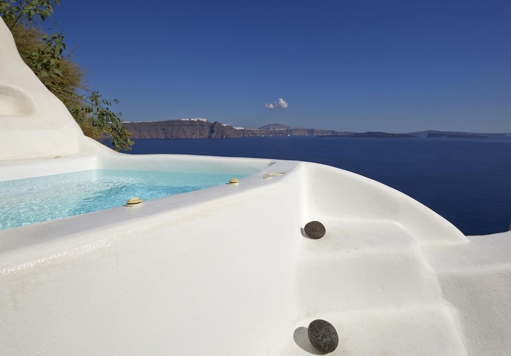 Liakada Oia Suites Екстериор снимка