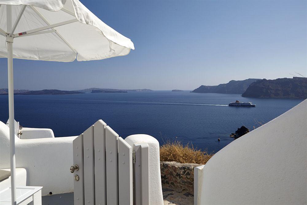 Liakada Oia Suites Екстериор снимка