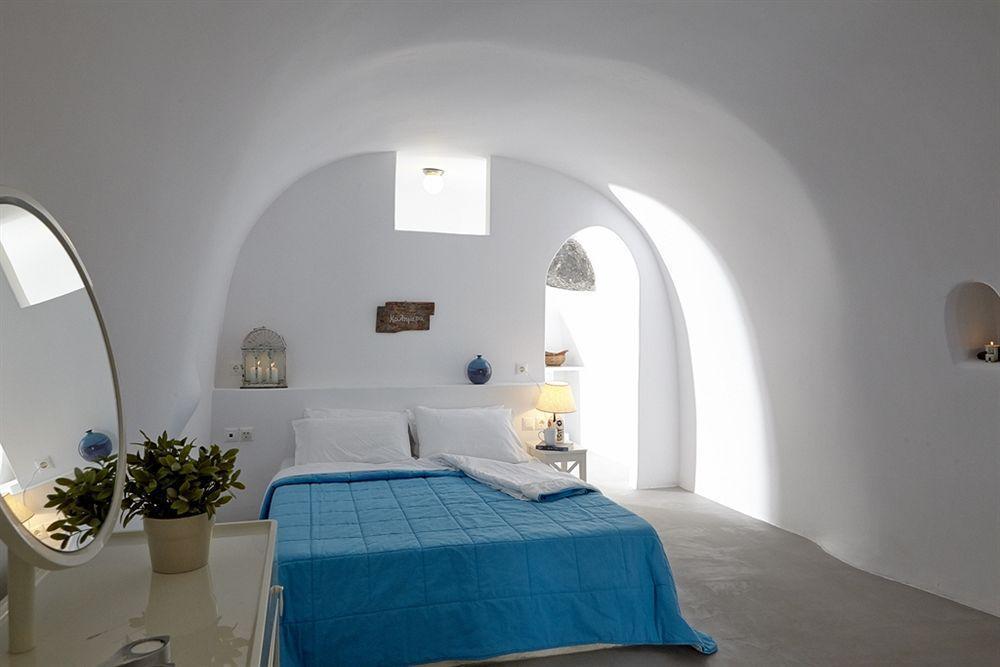 Liakada Oia Suites Екстериор снимка